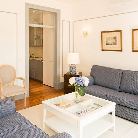 Classic & Super Central Apartment By Lovelystay Lisbon Bagian luar foto