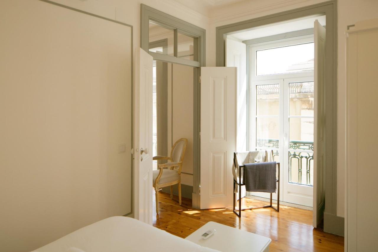 Classic & Super Central Apartment By Lovelystay Lisbon Bagian luar foto